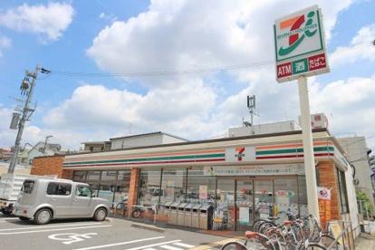 ヴィルヌーブ東三国(セブンイレブン大阪東三国2丁目店)