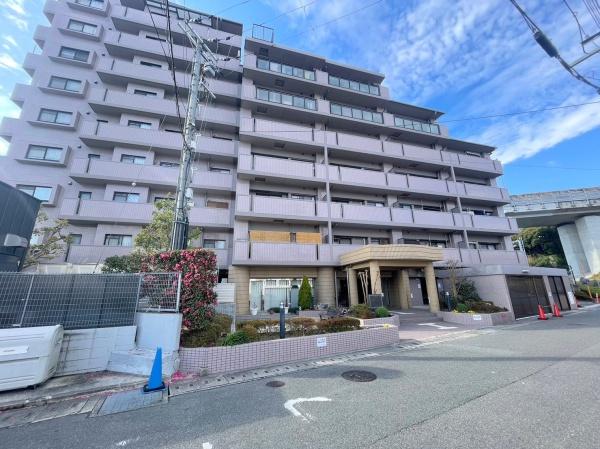 ラウンドスクエア吹田青葉丘