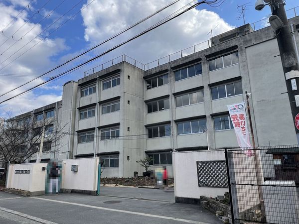豊中市春日町4期2号棟　新築戸建(豊中市立桜井谷東小学校)