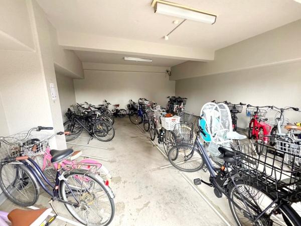 緑地東ロイヤルマンション