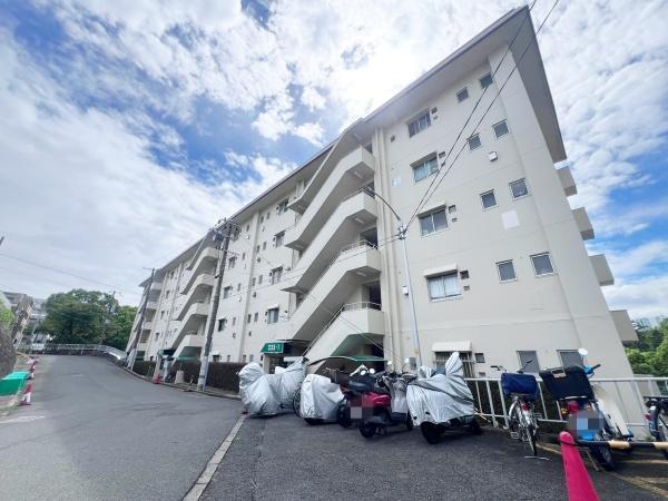 藤白台住宅D33棟