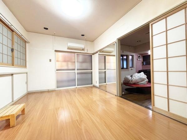 尼崎市昭和南通９丁目の中古一戸建て
