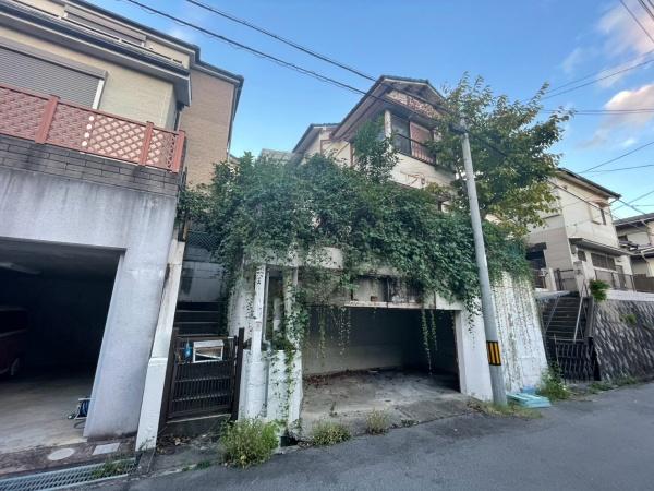 吹田市千里丘中　古家付土地