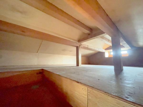 東大阪市中石切町３丁目の中古一戸建て