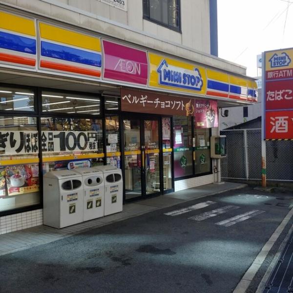 朝日プラザ小阪A棟(ミニストップ高井田駅南口店)