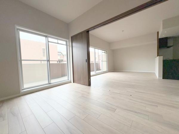 ローレルスクエア近鉄吉田２番館