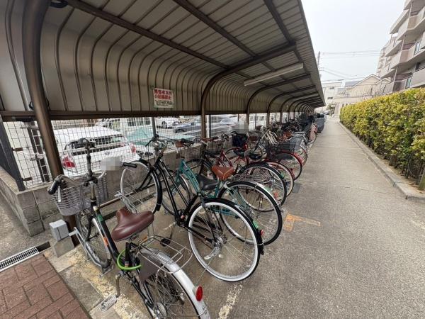 ローレルスクエア近鉄吉田２番館
