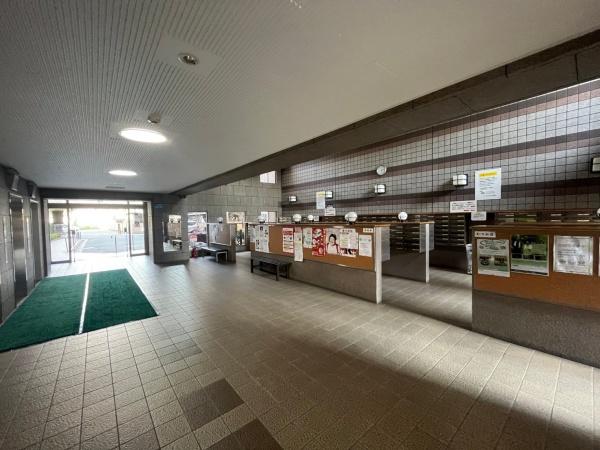シャトー第２八戸の里