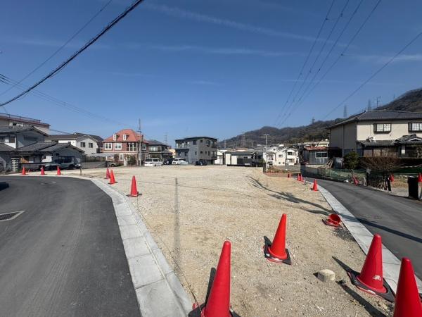 東大阪市日下町7丁目　2号棟　新築戸建