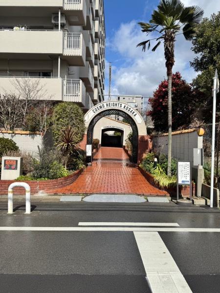 コスモハイツ小阪