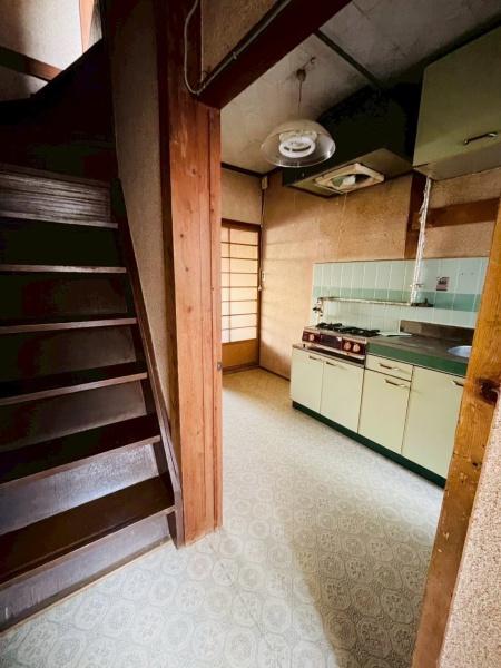 藤井寺市東藤井寺町の中古テラスハウス