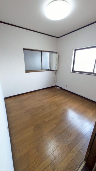 東大阪市松原２丁目の中古一戸建て