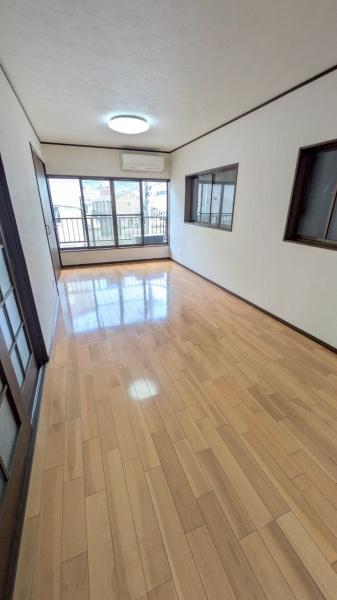 東大阪市松原２丁目の中古一戸建て