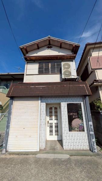 松原市高見の里2丁目　店舗付き住宅