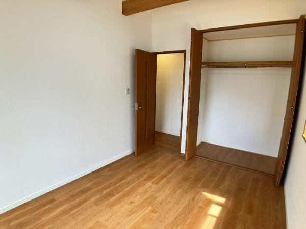 東大阪市御厨東１丁目の中古一戸建て