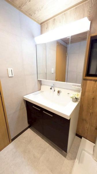 東大阪市南鴻池町２丁目の中古一戸建て
