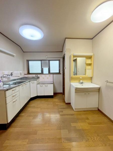 東大阪市四条町の中古一戸建て