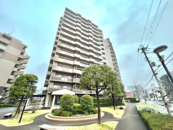 ローレルスクエア近鉄吉田