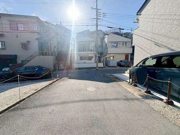奈良県生駒市松美台　古家付き土地
