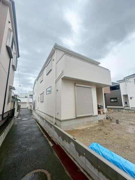 東大阪市池島町2丁目　2号棟　新築戸建