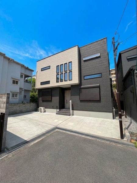 東大阪市六万寺町1丁目　中古戸建