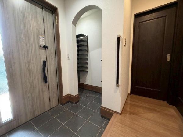 東大阪市六万寺町１丁目の中古一戸建て