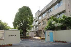 メロディーハイム八戸ノ里(東大阪市立意岐部中学校)