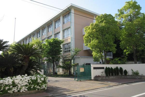 メロディーハイム八戸ノ里(大阪府立布施北高校)