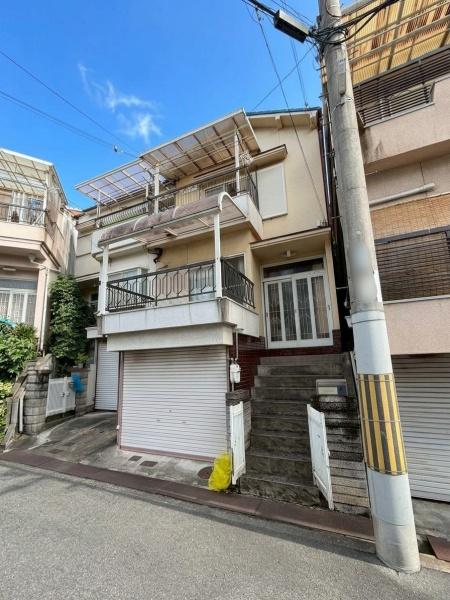東大阪市上六万寺町の中古一戸建て