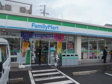 東大阪市中新開１丁目の土地(ファミリーマート中新開二丁目店)