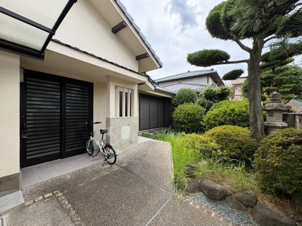 東大阪市西岩田１丁目の中古一戸建て