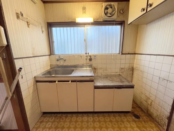 東大阪市岸田堂南町　中古テラス