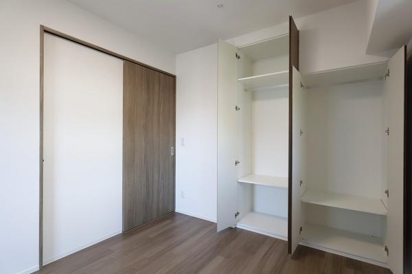 ブランニード河内小阪