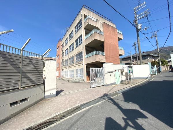 東大阪市東石切町５丁目の土地(東大阪市立石切中学校)
