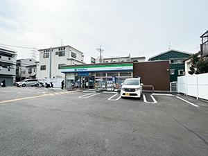 東大阪市布市町３丁目の中古一戸建て(ファミリーマート東大阪日下町店)