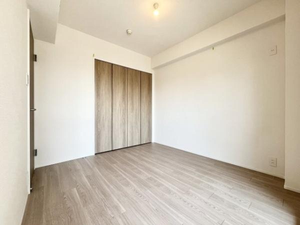 万葉ハイツ小阪菱屋西