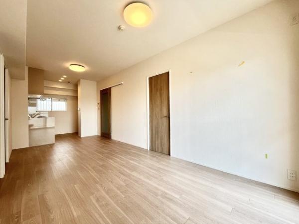 万葉ハイツ小阪菱屋西
