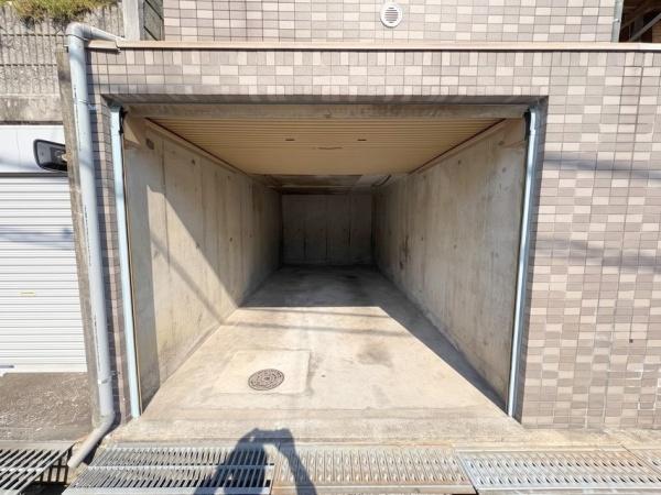 東大阪市六万寺町１丁目の中古一戸建て