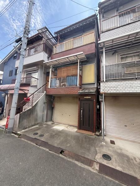 東大阪市南四条町の中古一戸建て