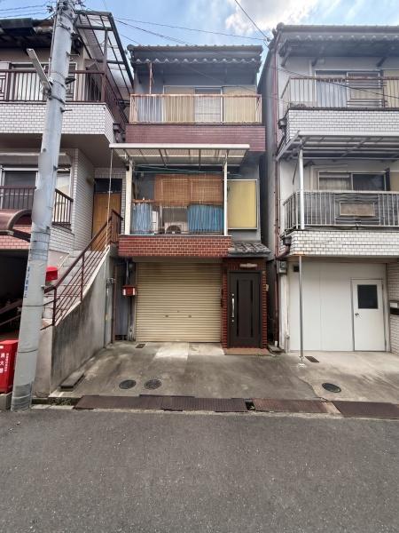 東大阪市南四条町　中古戸建