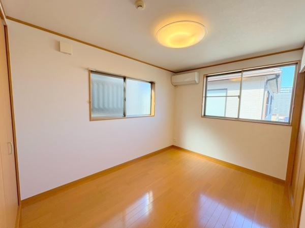 東大阪市南鴻池町２丁目の中古一戸建て