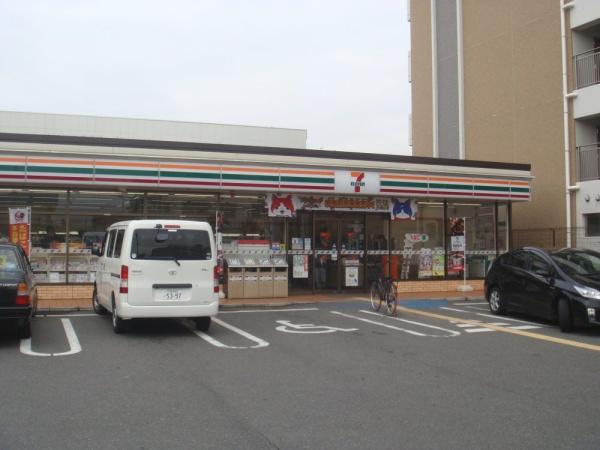 東大阪市高井田中３丁目の中古一戸建て(セブンイレブン東大阪高井田本通5丁目店)