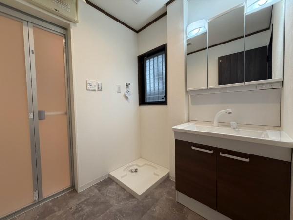 東大阪市菱屋東１丁目の中古一戸建て