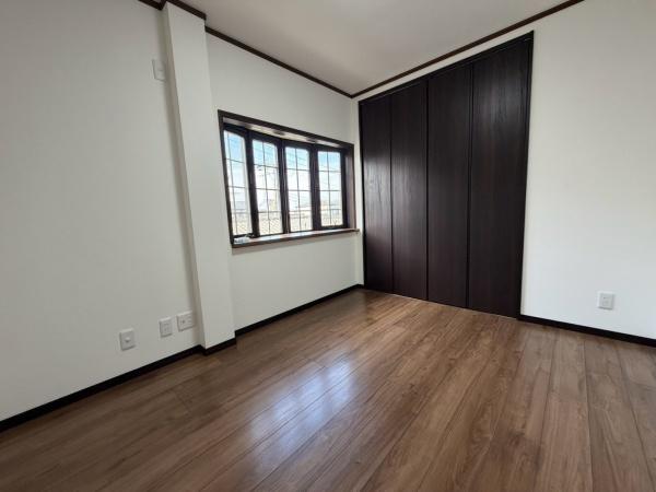 東大阪市菱屋東１丁目の中古一戸建て