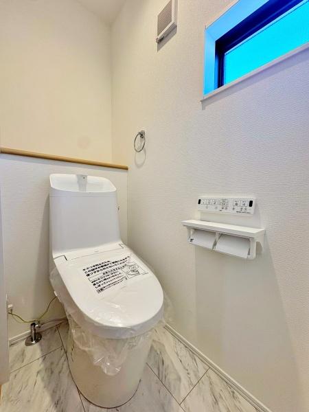 八王子市北野台4丁目 1号棟(トイレ)