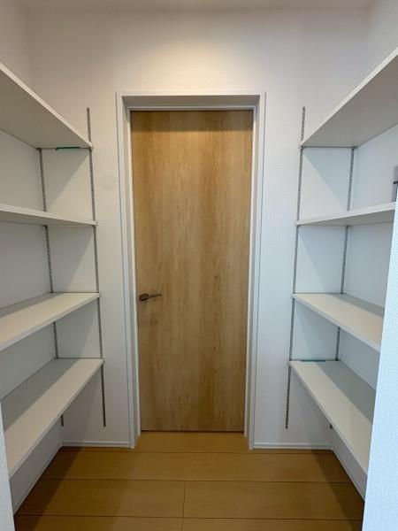 八王子市北野台4丁目 1号棟(収納)