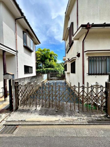 八王子市弐分方町の中古一戸建て