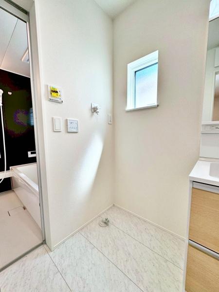 八王子市諏訪町24-1期 1号棟(洗面台・洗面所)