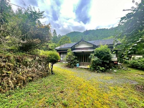 八王子市美山町　土地