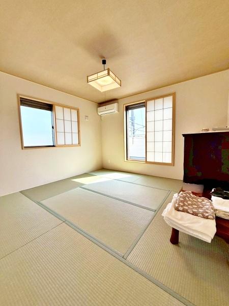 八王子市小比企町の中古一戸建て